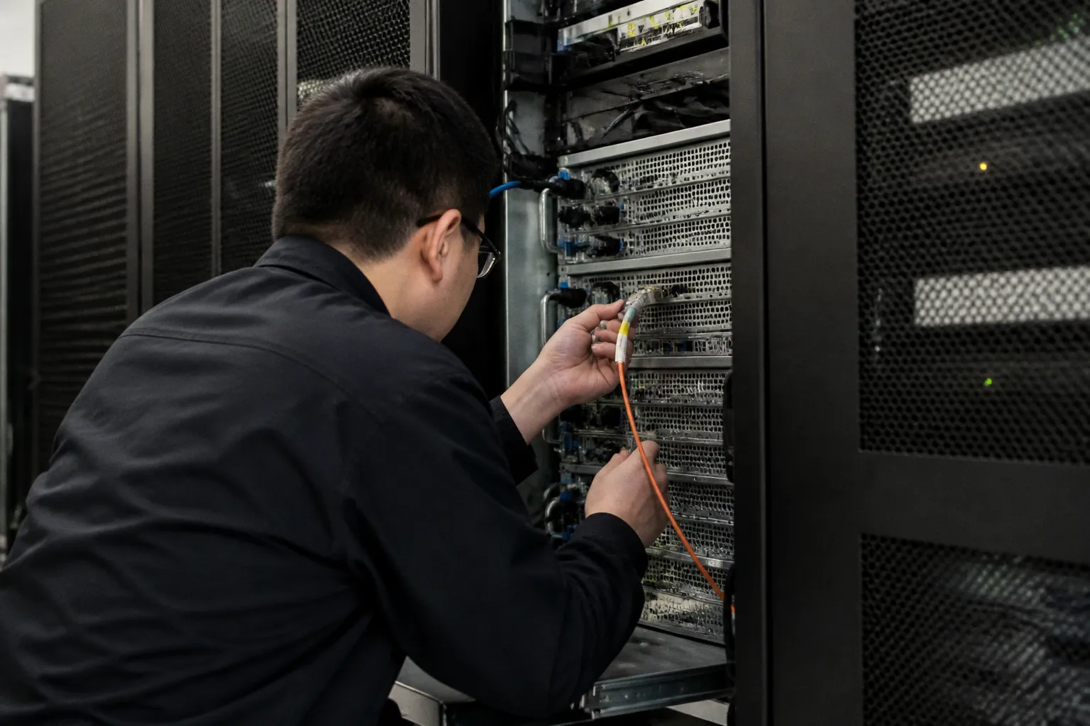 交易API接口选择：REST与WebSocket的性能博弈